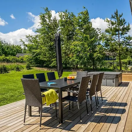 Casa vacanze 4 Bedroom In *